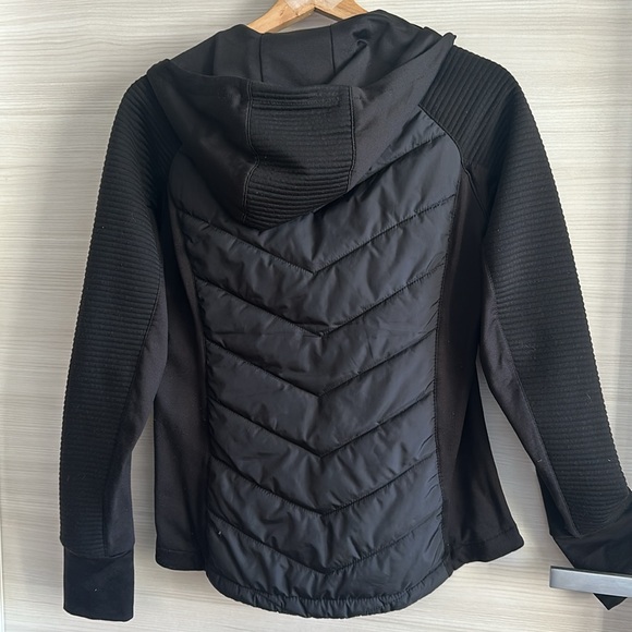 H&M sport puffer jacket - Picture 3 of 4